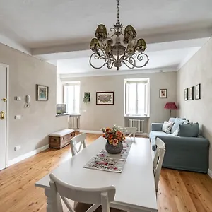 Modern In The Heart Of Lucca! , Lucca Italy